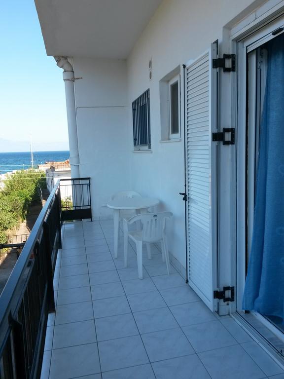 Drakopanagiotaki Rooms Айос-Андреас Номер фото